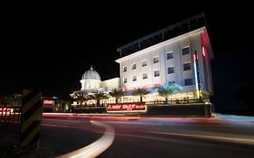 Aarya Mansion V One Hotel